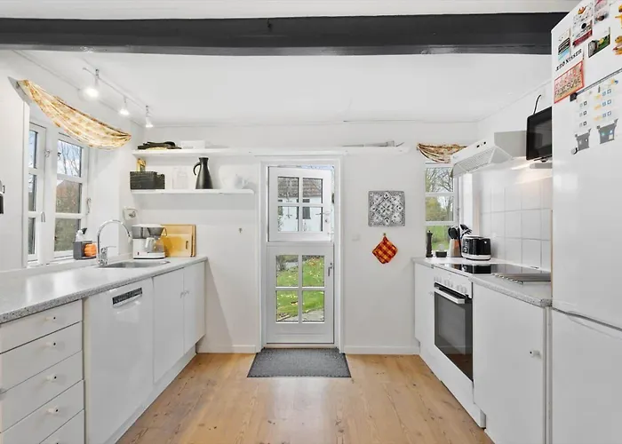 Ae293-aeroskobing-stokkeby-hovedgade-19 Ærøskøbing