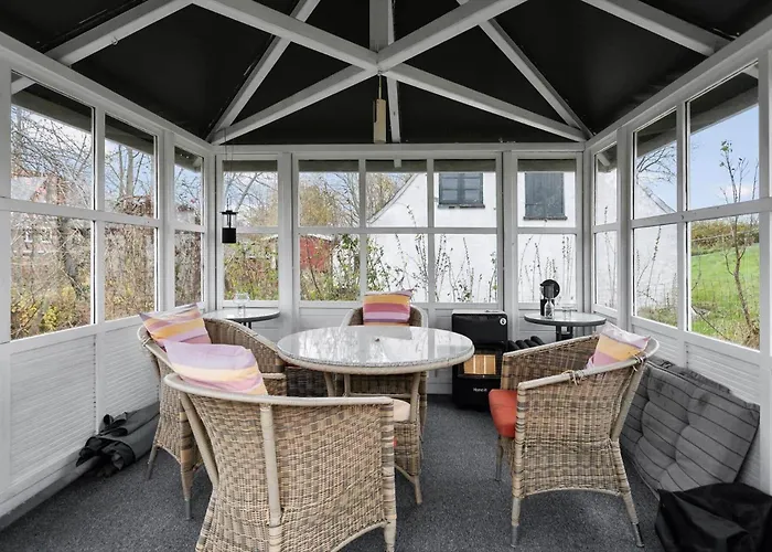 Ae293-aeroskobing-stokkeby-hovedgade-19 بيت للعطل *